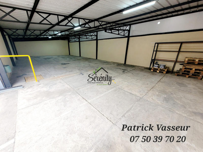 Local d'activités - 315 m²