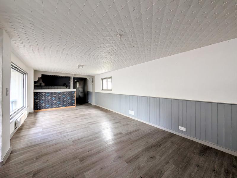 Maison - 187 m² - 6 pièces