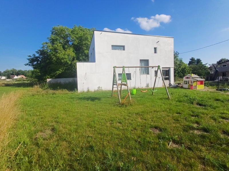 Maison - 153 m² - 5 pièces