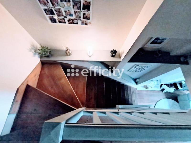 Maison - 100 m² - 6 pièces