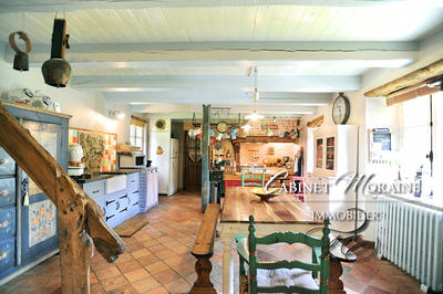 Demeure - 136 m² - 6 pièces