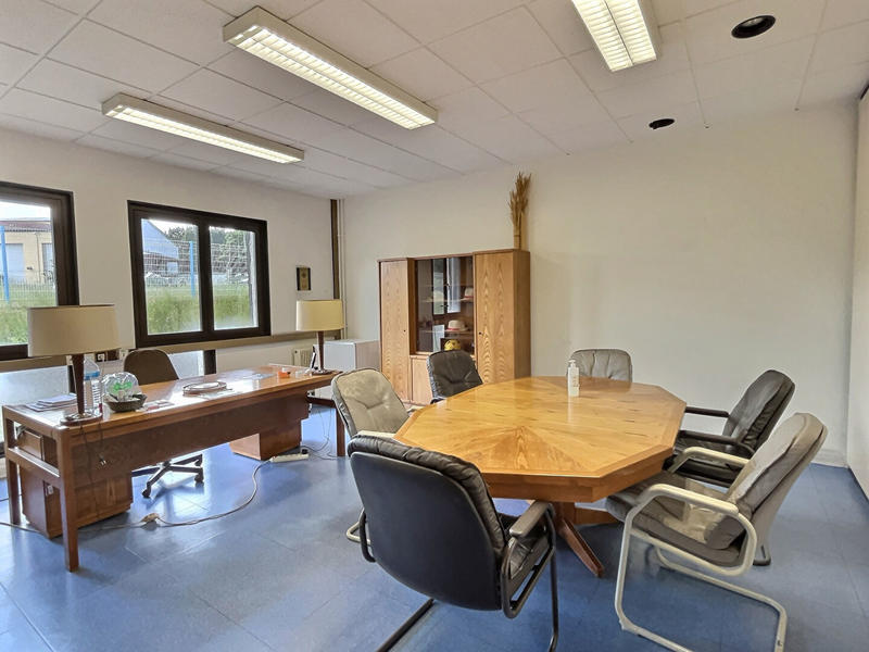 Local d'activité / Entrepôt - 4 500 m²