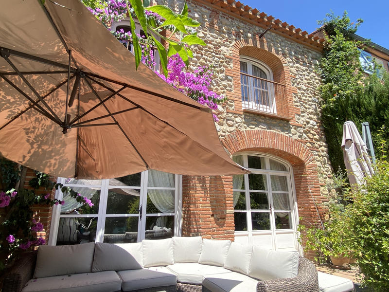 Villa - 240 m² - 5 pièces