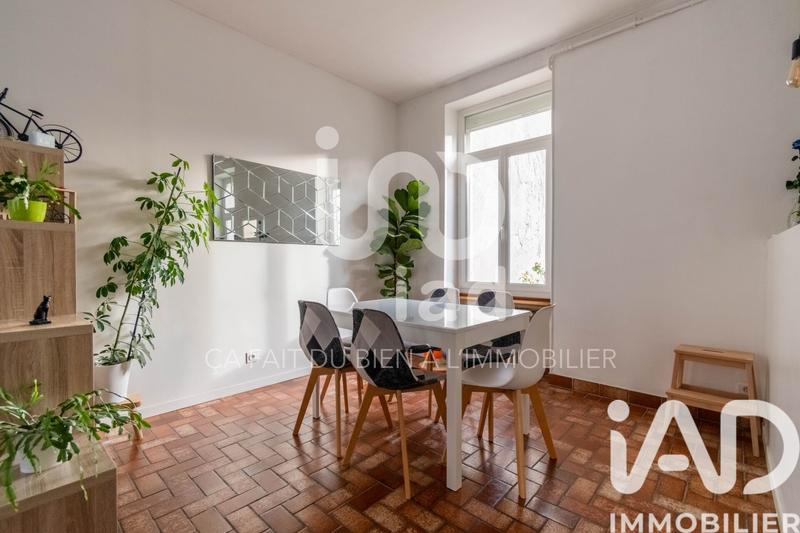 Maison - 80 m² - 5 pièces