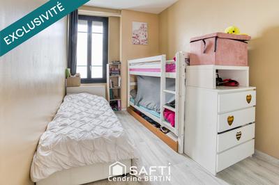 Appartement - 77 m² - 5 pièces