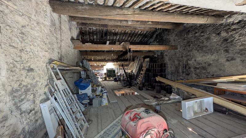 Maison - 107 m² - 2 pièces