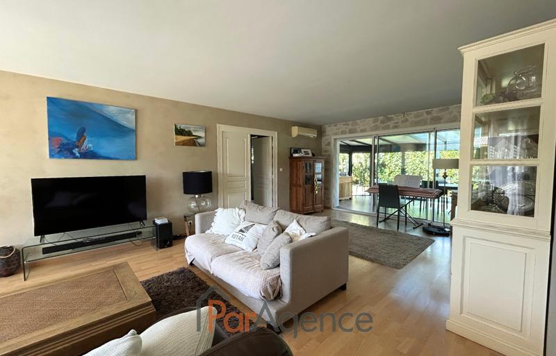 Maison - 184 m² - 6 pièces