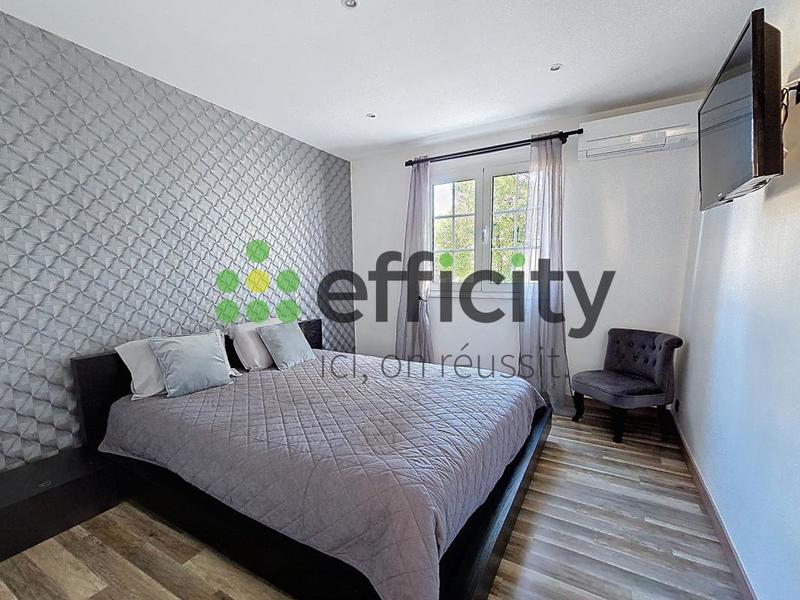 Maison - 94 m² - 5 pièces