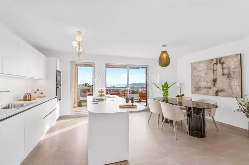 Appartement - 97 m² - 4 pièces