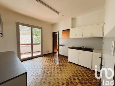 Maison - 95 m² - 6 pièces