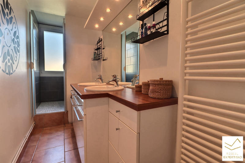 Appartement - 64 m² - 3 pièces