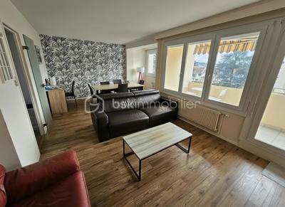 Appartement - 71 m² - 4 pièces