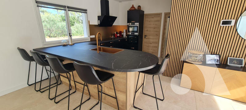 Maison - 164 m² - 7 pièces