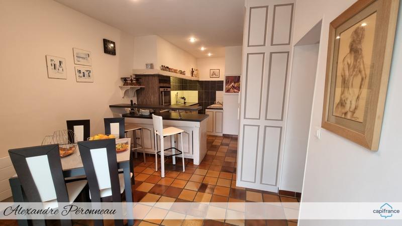 Maison d'architecte - 307 m² - 9 pièces