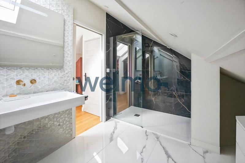 Maison - 180 m² - 6 pièces