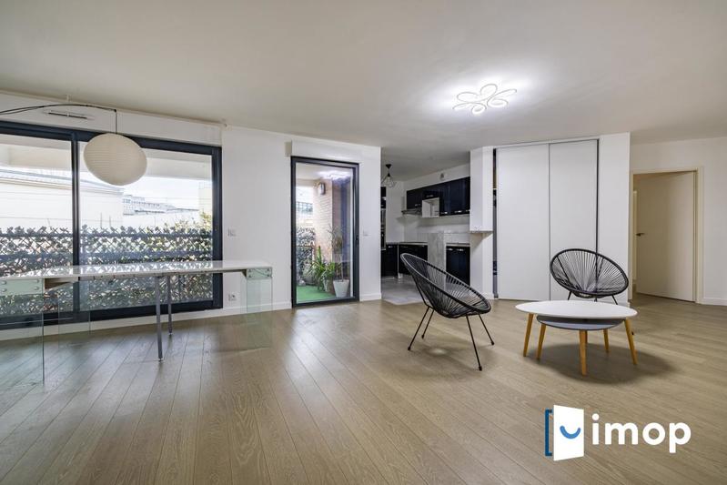 Appartement - 75 m² - 3 pièces