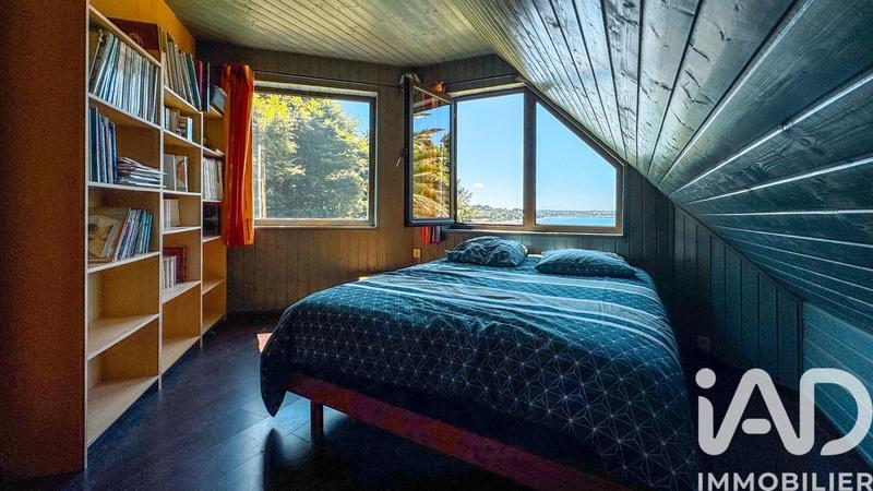 Maison - 136 m² - 8 pièces