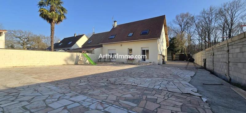 Maison - 104 m² - 5 pièces