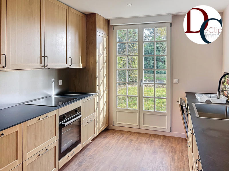 Maison - 137 m² - 5 pièces