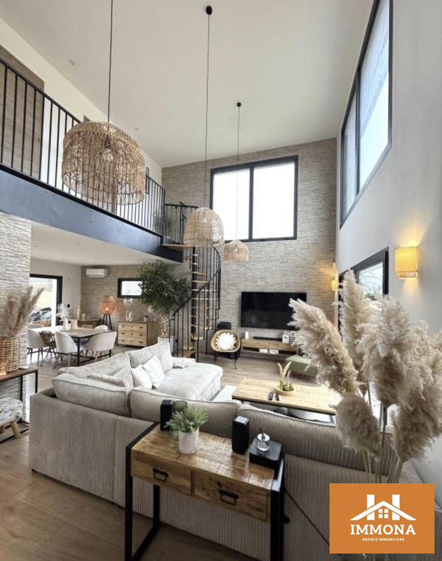 Maison contemporaine - 220 m² - 9 pièces