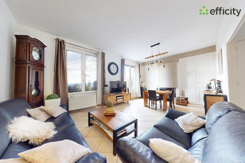 Maison - 144 m² - 5 pièces