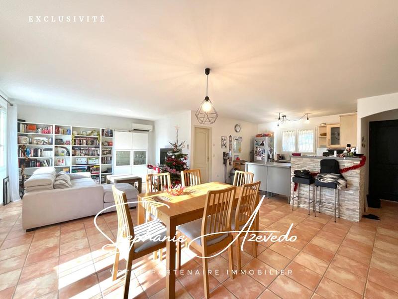 Villa - 90 m² - 4 pièces