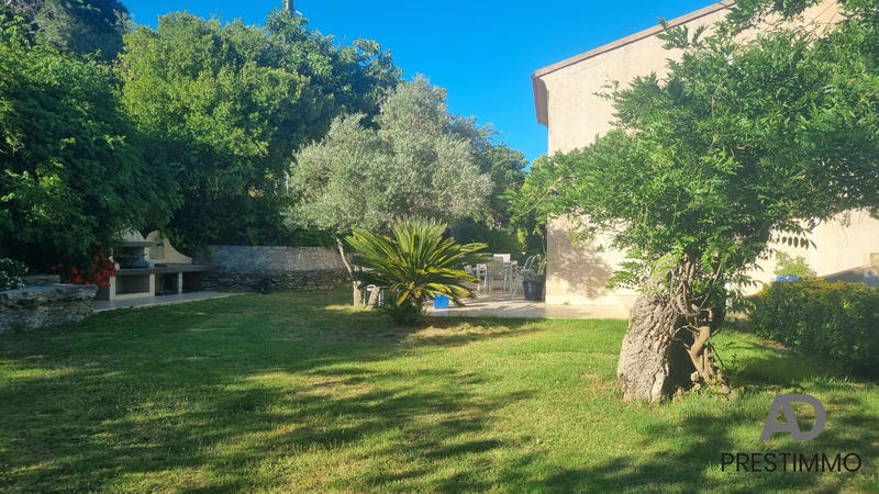 Villa - 215 m² - 7 pièces