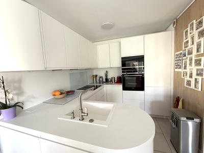 Appartement - 76 m² - 3 pièces