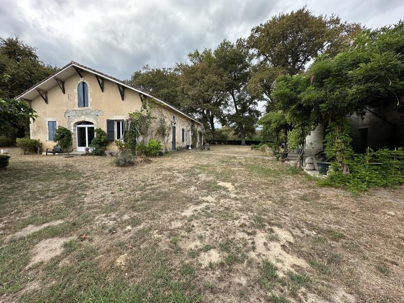 Bastide - 280 m² - 7 pièces