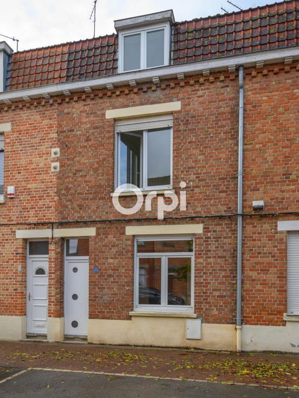 Maison - 93 m² - 4 pièces