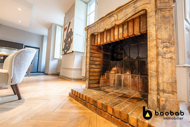 Appartement - 140 m² - 5 pièces