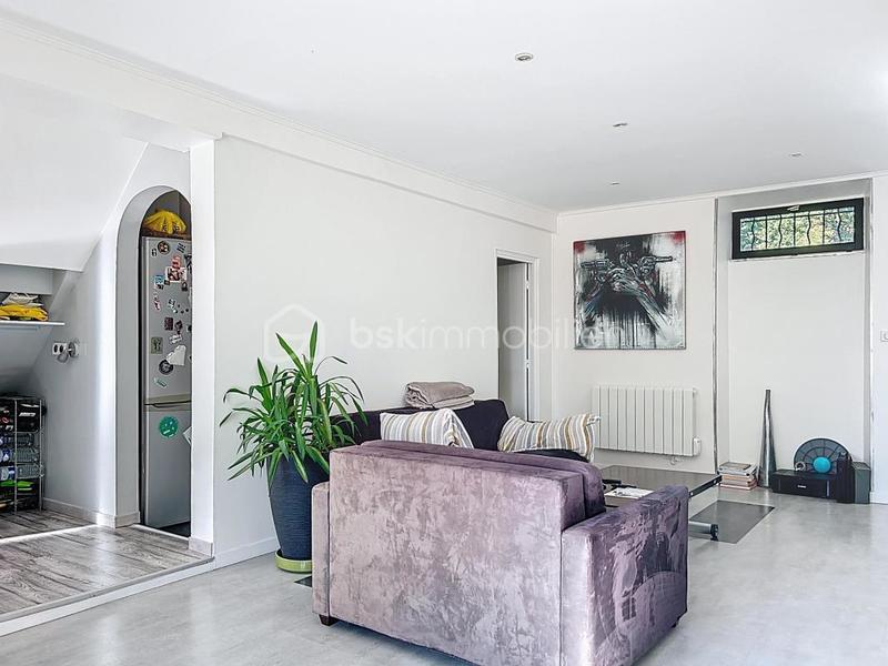 Maison - 92 m² - 5 pièces