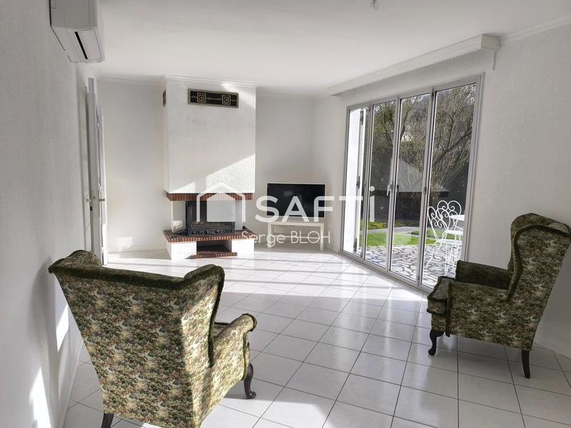 Maison - 90 m² - 4 pièces