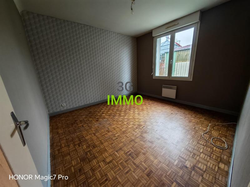 Maison - 95 m² - 5 pièces