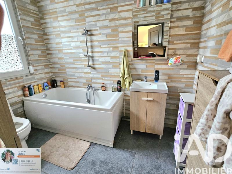 Maison - 70 m² - 5 pièces