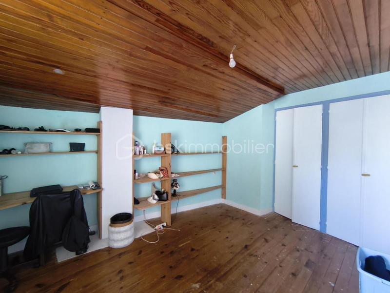 Maison - 304 m² - 11 pièces