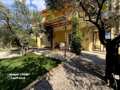 Appartement - 97 m² - 4 pièces