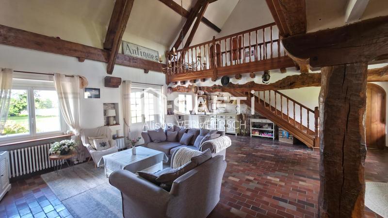 Maison - 410 m² - 9 pièces