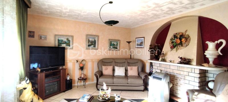 Maison - 104 m² - 4 pièces