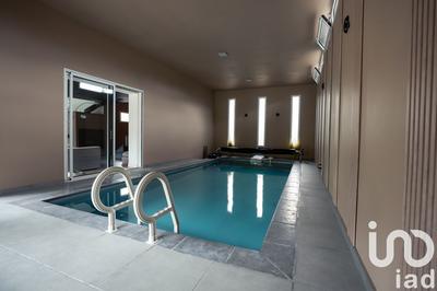 Maison - 350 m² - 8 pièces