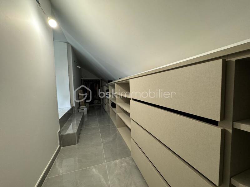 Maison - 145 m² - 6 pièces