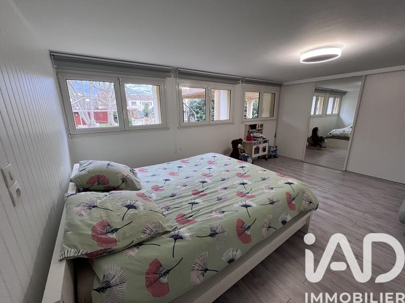 Maison - 202 m² - 8 pièces