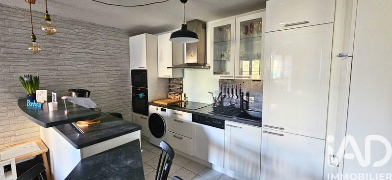 Appartement - 65 m² - 3 pièces