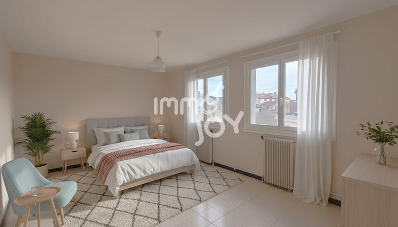 Appartement - 85 m² - 5 pièces