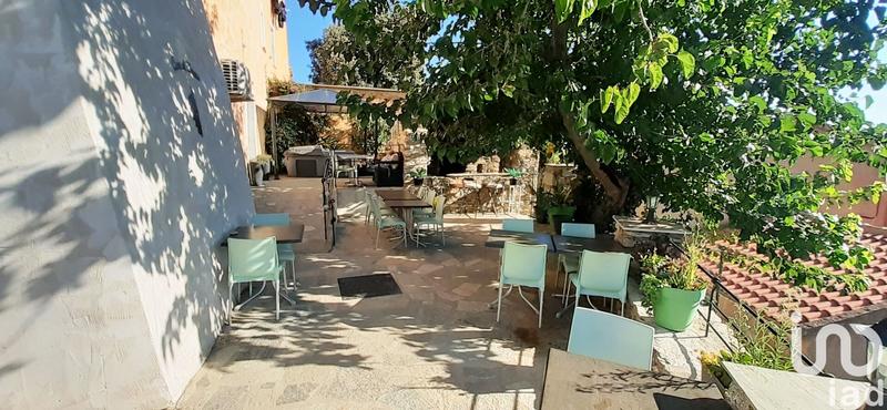 Maison - 280 m² - 16 pièces