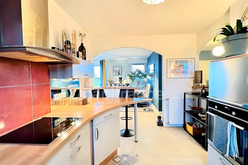 Appartement - 83 m² - 4 pièces