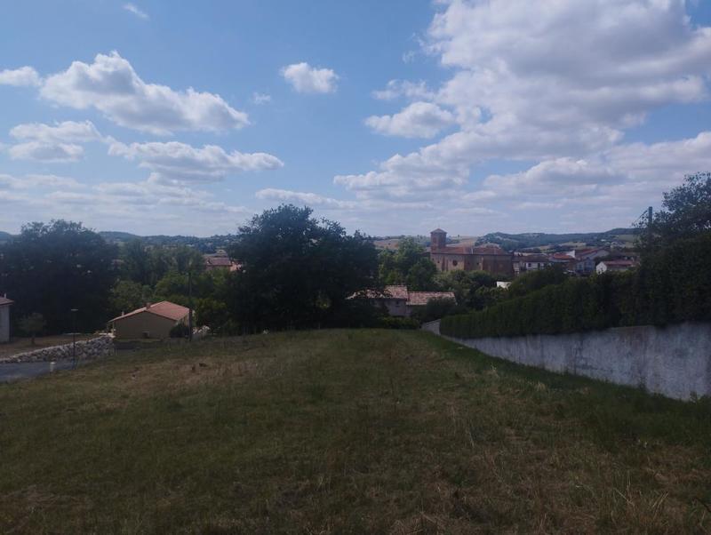 Terrain constructible - 702 m²