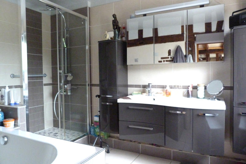 Maison - 205 m² - 10 pièces