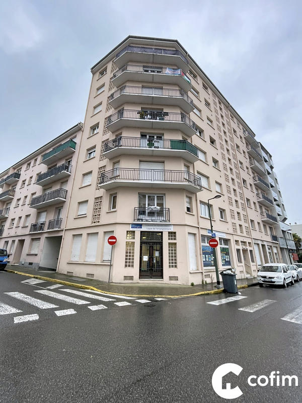 Local commercial - 108 m²