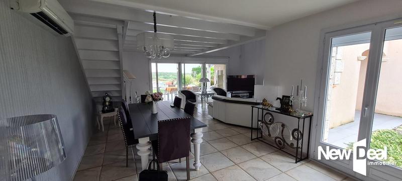 Villa - 220 m² - 7 pièces